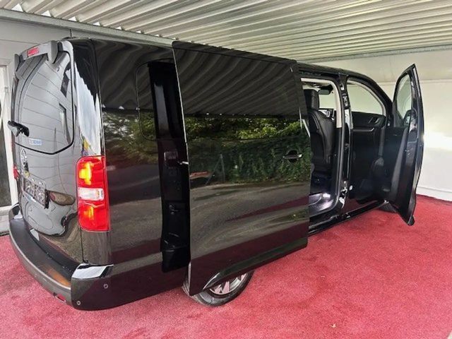 Opel Zafira Life VIP längster Radstand/Standheizung/AHK/8Sitzer