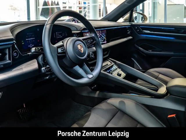 Porsche Macan 4