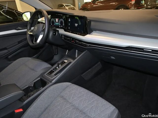 Volkswagen Golf 1.5 eTSI Golf VIII IQ.Drive Move