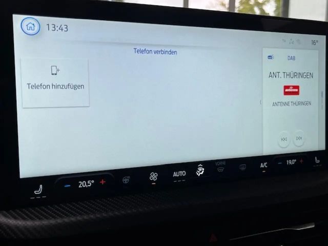 Ford Kuga Plug in Hybrid ST Line X