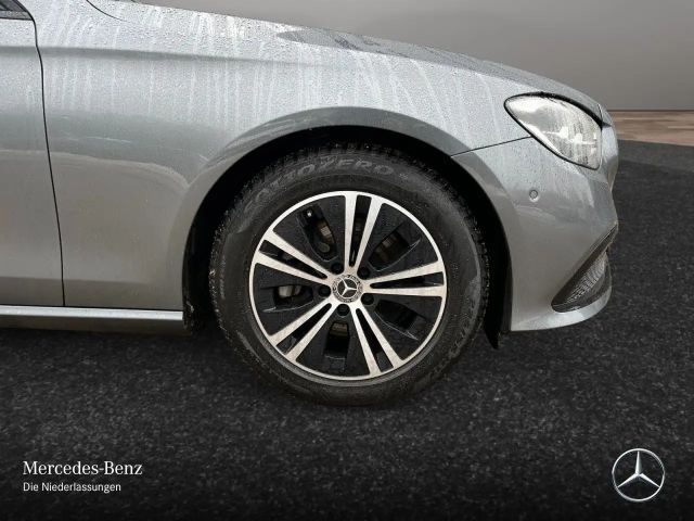 Mercedes-Benz E 200 4MATIC AVANTGARDE Estate