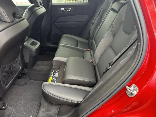 Volvo XC60 Dark Plus