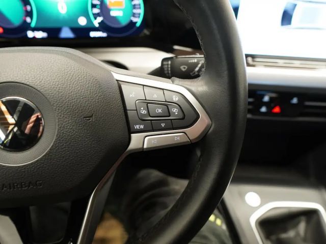 Volkswagen Golf 1.0 TSI Variant