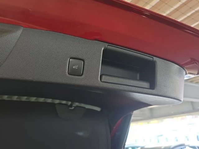 Ford Kuga Plug in Hybrid ST Line X