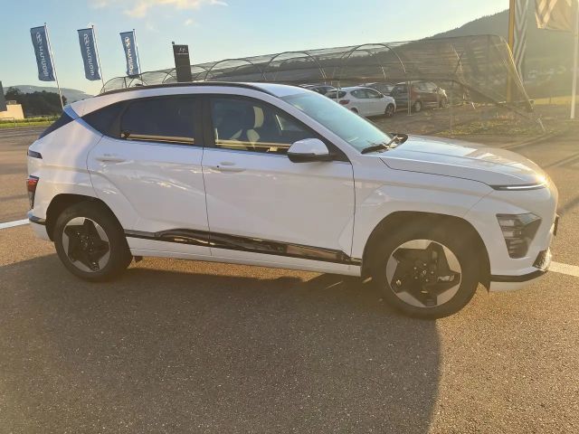 Hyundai Kona 64 kWh Electric