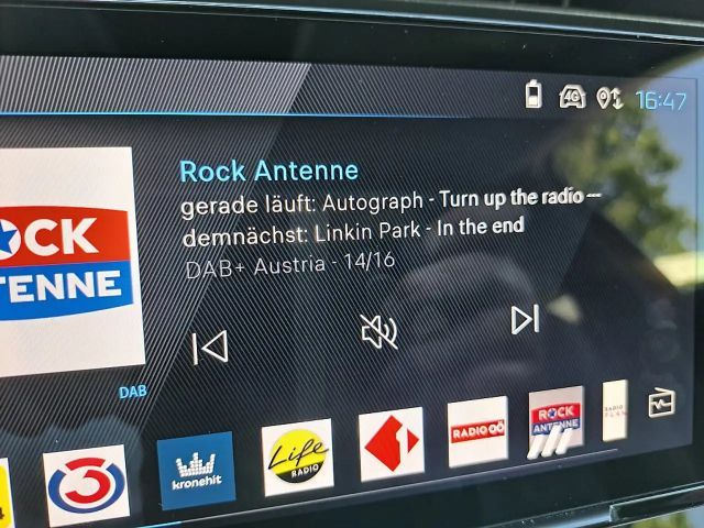 Peugeot 408 130 Allure Pack EAT8 PureTech