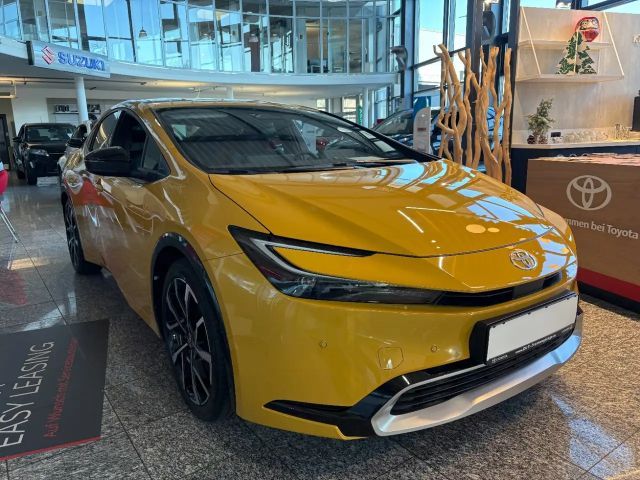 Toyota Prius Executive Plug-in