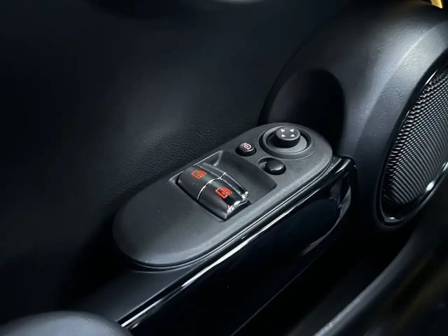 MINI Cooper JCW Trim Navi LED PDC DA DAB Tempomat LM