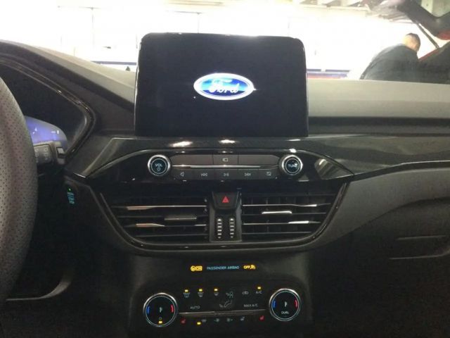 Ford Kuga ST Line