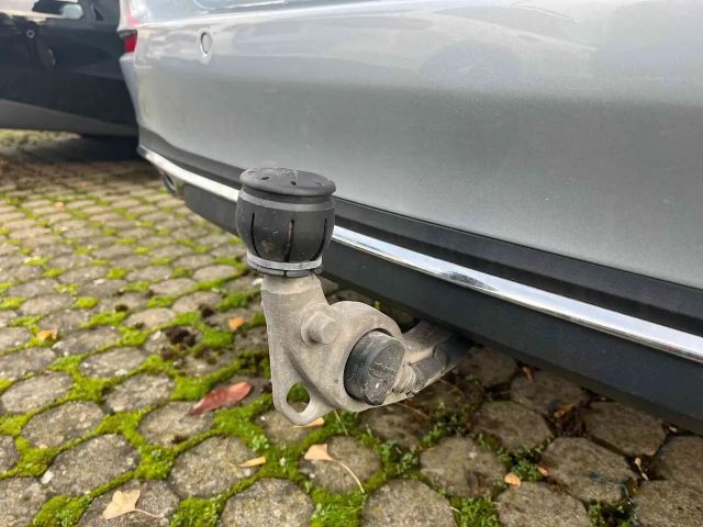 Mercedes-Benz C 200 AVANTGARDE C 200 d Estate