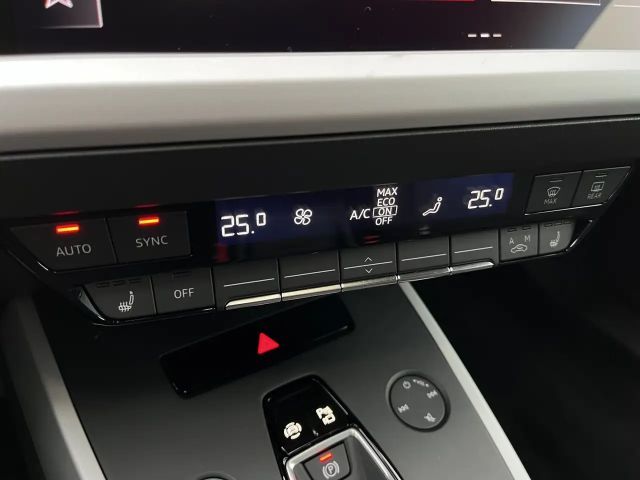Audi Q4 e-tron Sb basis 125 LRH SHZ KAM ACC