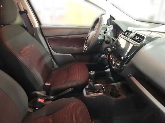 Mitsubishi Space Star Star