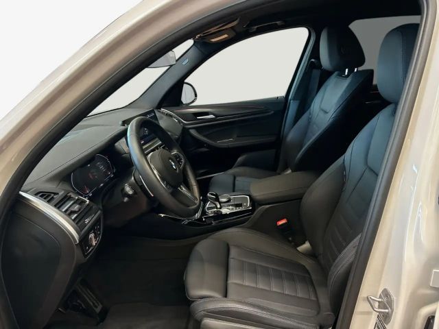 BMW X3 xDrive30i