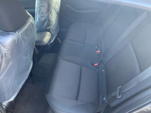 Mazda 3 Exclusive-line