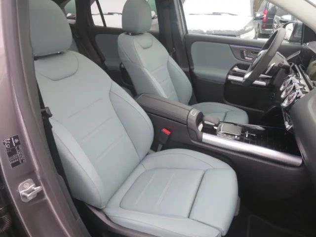 Mercedes-Benz EQA 300 4MATIC AMG Line