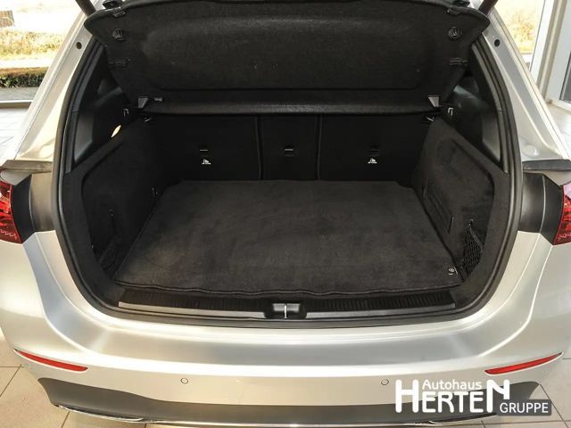 Mercedes-Benz B 200 Progressive Sedan