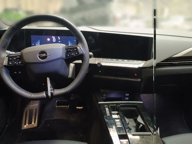 Opel Astra GS-Line Grand Sport