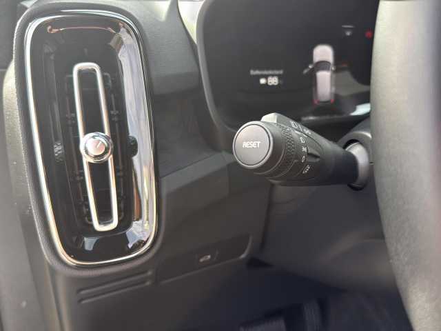 Volvo XC40 XC40 Klima Standhzg Einparkhilfe el. Fenster