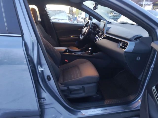 Toyota C-HR Hybride Team D