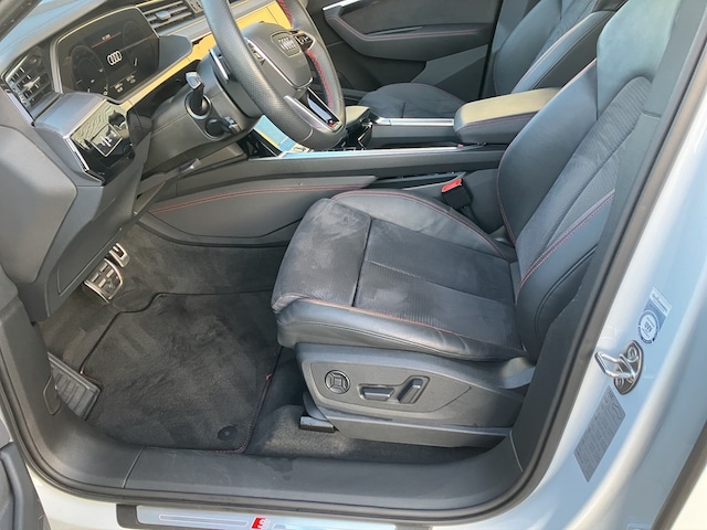 Audi Q8 e-tron 55 Quattro S-Line