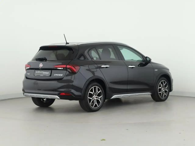Fiat Tipo Cross