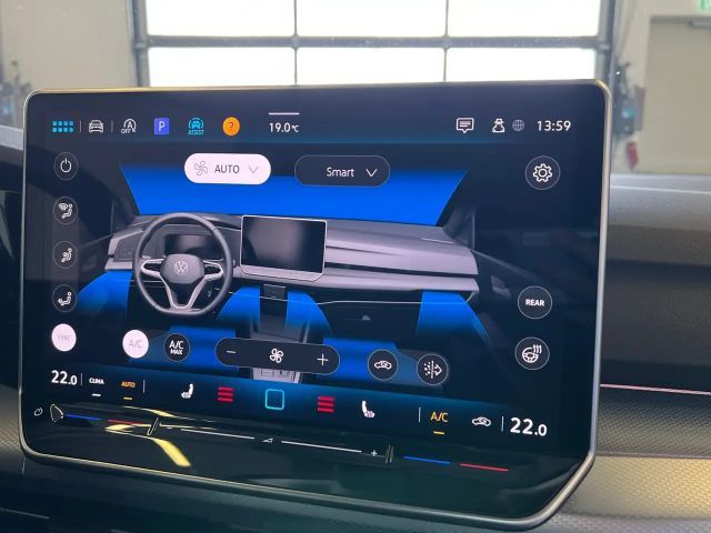 Volkswagen Golf 2.0 TDI DSG Golf VIII Variant