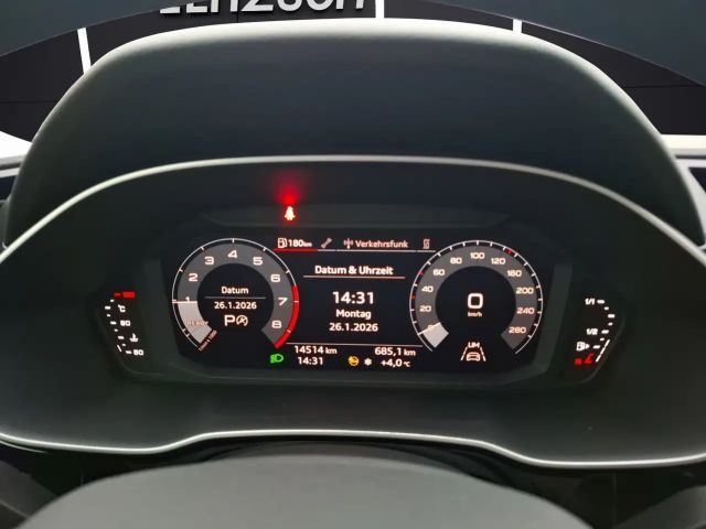 Audi Q3 35 TFSI S-Tronic