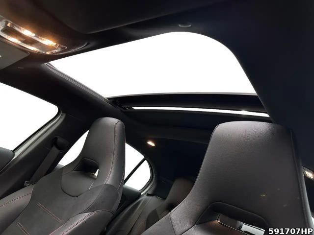 Mercedes-Benz A 250 AMG Line