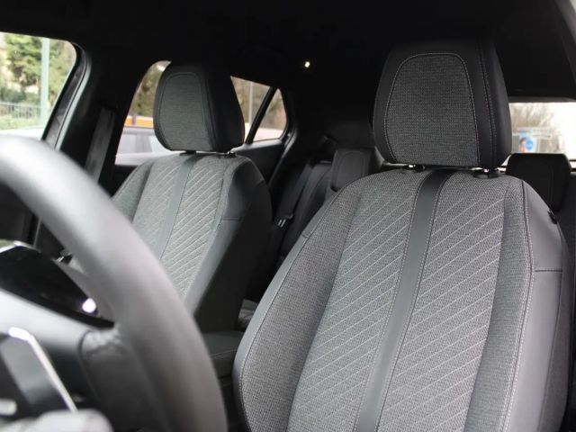 Peugeot 2008 Allure Pack PureTech