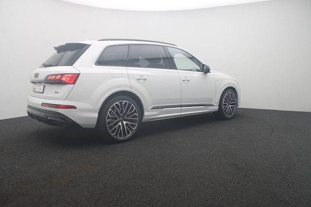 Audi Q7 55 TFSI Quattro S-Line