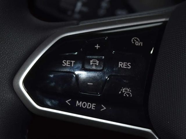 Volkswagen ID.Buzz IQ.Drive Pro