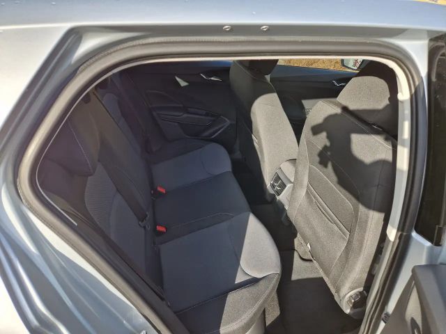 Skoda Fabia Fabia 1.0 MPI Edition 130 / 5 J G. 100.000 km