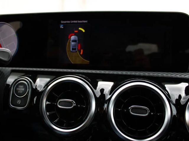 Mercedes-Benz A 200 A 200 d