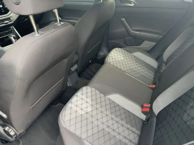 Volkswagen Taigo 1.5 TSI DSG R-Line