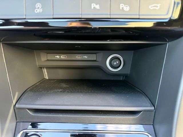 Volkswagen Touran DSG R-Line