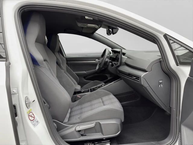 Volkswagen Golf GTE IQ.Drive