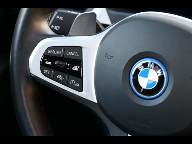 BMW 330 330e M-Sport Touring