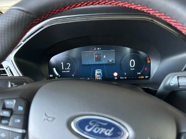 Ford Kuga ST Line