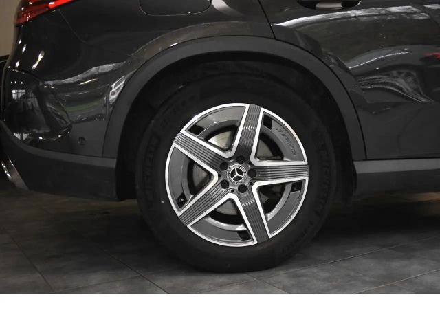 Mercedes-Benz GLC 300 4MATIC AMG Line