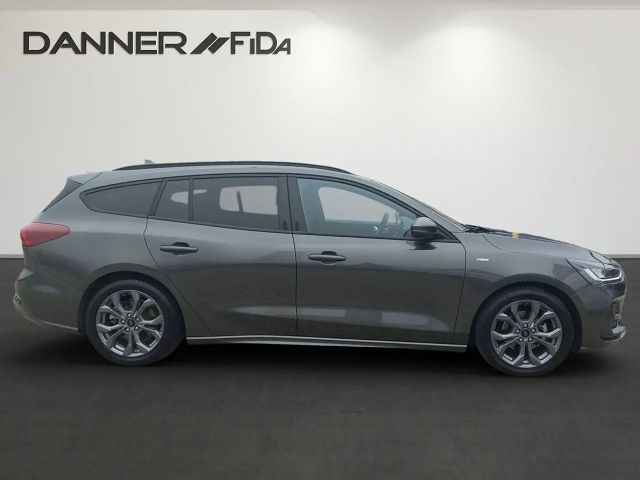 Ford Focus 125PS Benzin/Schaltgetriebe Traveller 1,0 EcoBo...