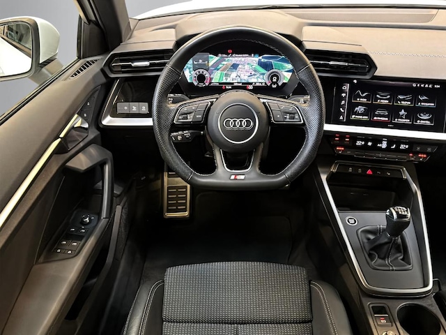 Audi A3 35 TFSI S-Line Sportback