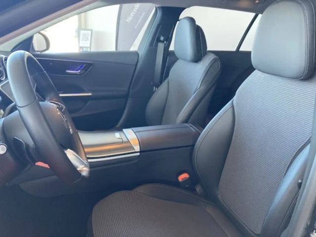 Mercedes-Benz C 200 AVANTGARDE C 200 d Estate
