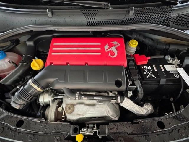 Abarth 595 PDC Klimaautom. DAB NAVI Scheckh. NUR 7.300 KM