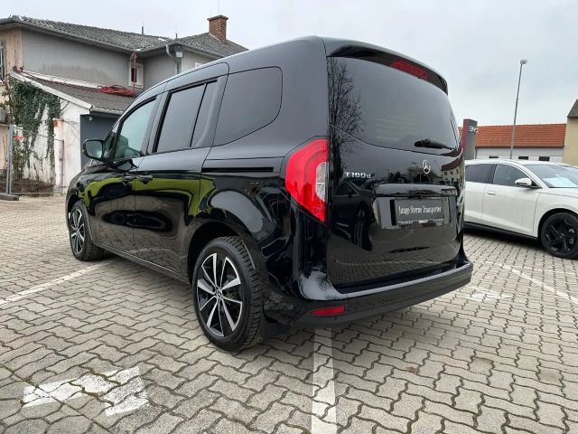 Mercedes-Benz T 180 T 180 d Standard LED Navi Klima Sitzheizung