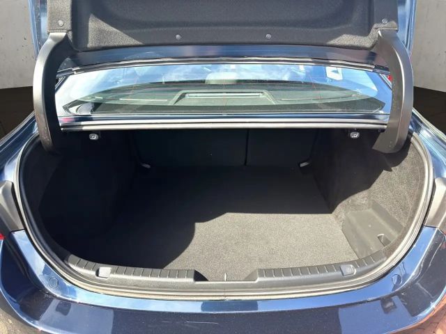 Mazda 3 Exclusive-line