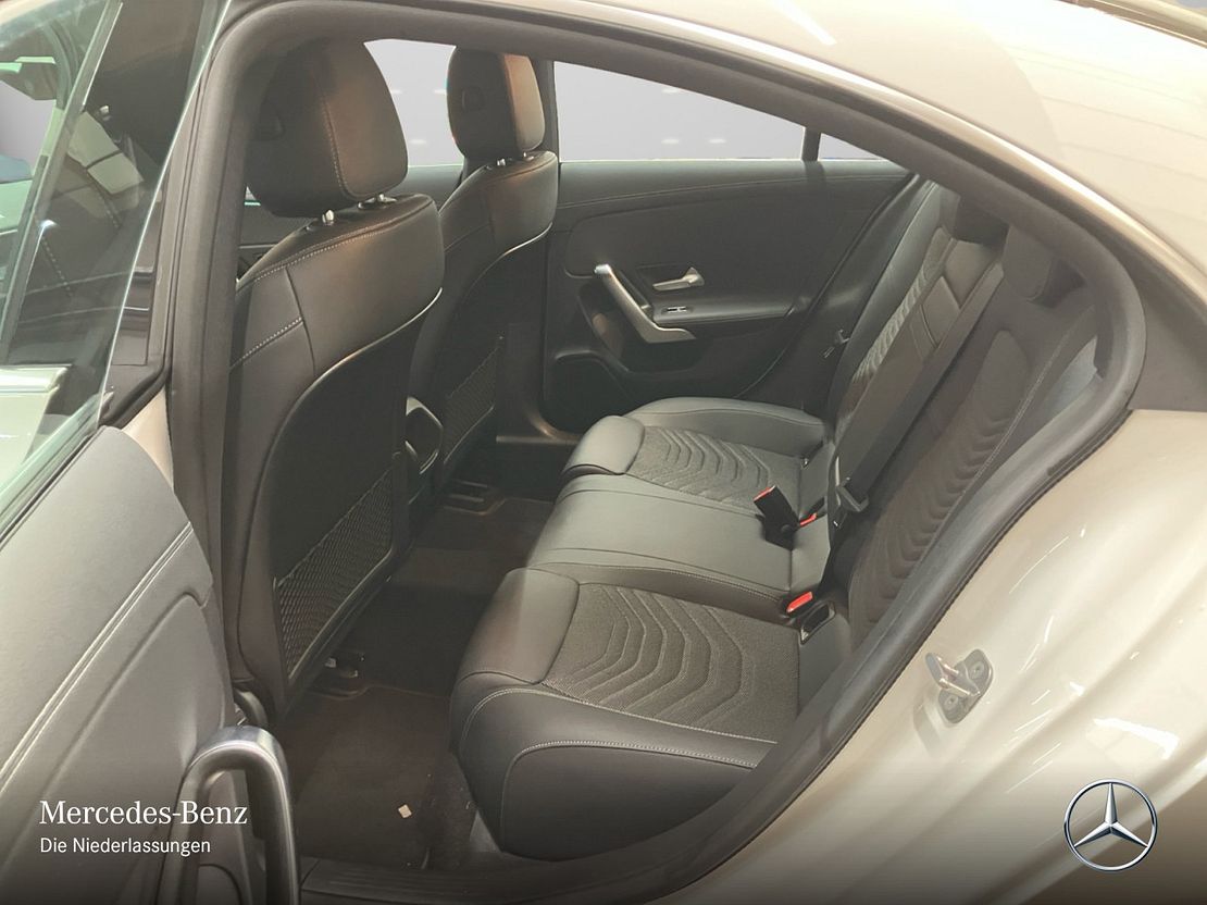 Mercedes-Benz CLA 180 Coupé