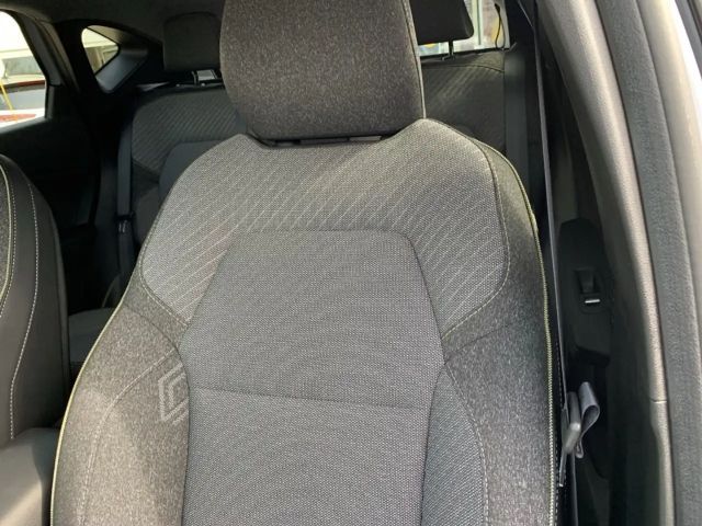 Renault Captur EDC Hybrid Techno