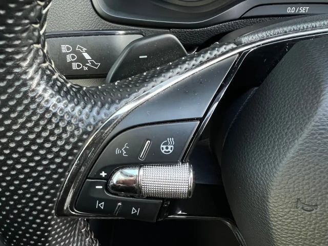 Skoda Karoq 2.0 TSI 4x4 Sportline