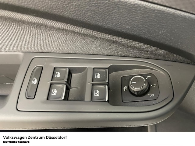 Volkswagen Golf 1.5 TSI Life Variant