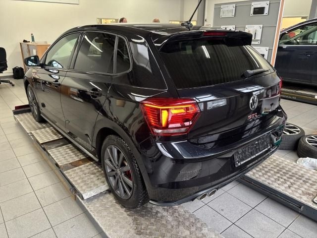 Volkswagen Polo 2.0 TSI DSG GTI